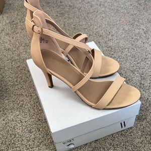 Dream Pairs Beige Strappy Heels